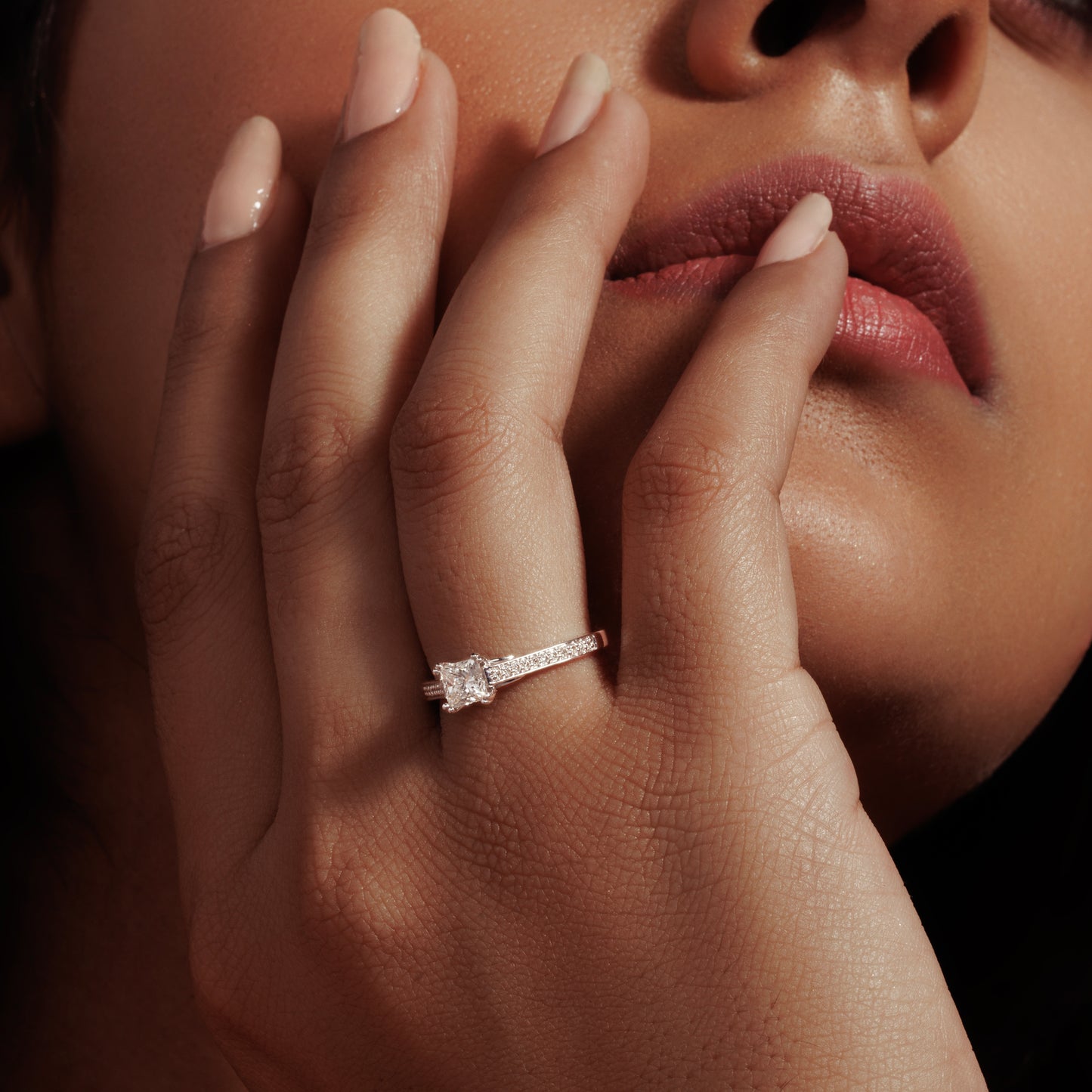 Sara Solitaire Engagement ring